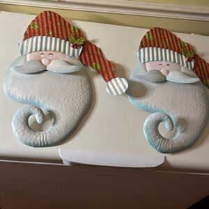 A Set of Festive Santa Wall Decor Set - Red and White and Green. GUC